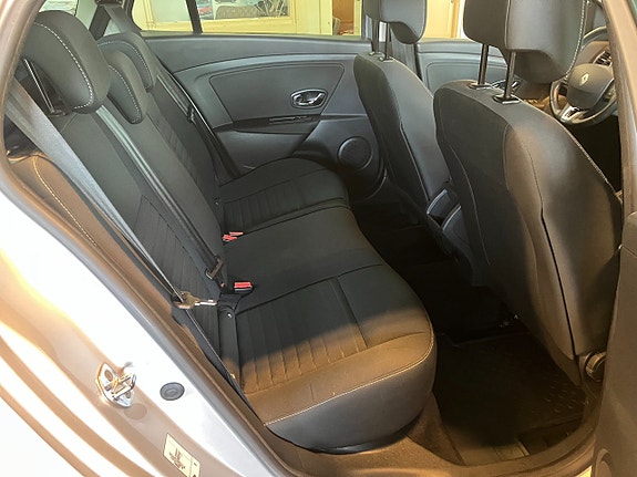 Renault Megane 15 of 17