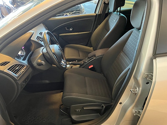Renault Megane 10 of 17