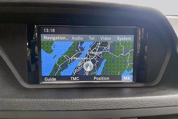 Mercedes-Benz E350 13 of 18