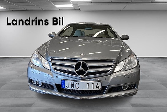 Mercedes-Benz E350 6 of 18