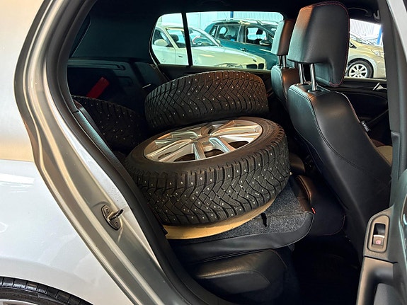Volkswagen Golf I 14 of 18