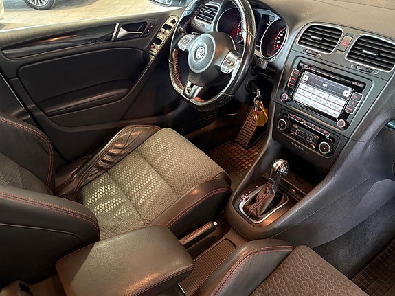 Volkswagen Golf I 16 of 18