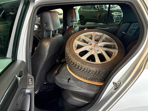 Volkswagen Golf I 13 of 18