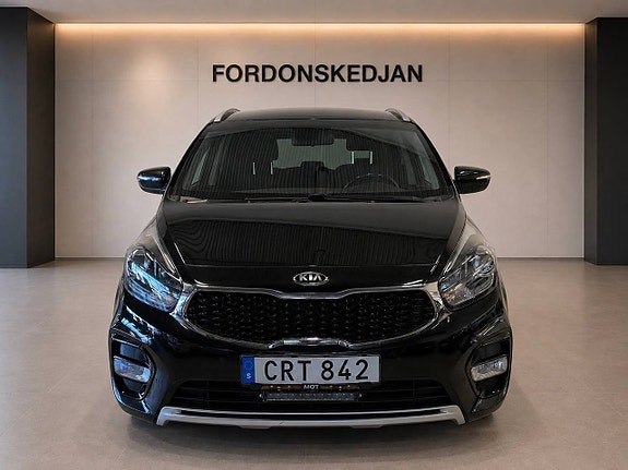 Kia Carens 3 of 21