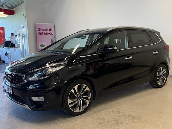 Kia Carens 4 of 5