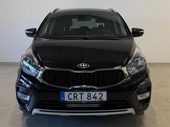 Kia Carens 3 of 5