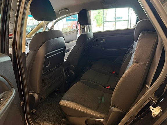 Kia Carens 20 of 21