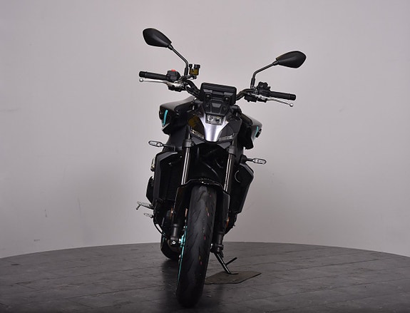 Yamaha MT-09 Y-AMT KAMPANJ SPARA JUST NU 23 000 KR / BEGRÄNSAT ANTAL 2 of 5
