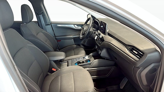 Ford Kuga 3 of 12