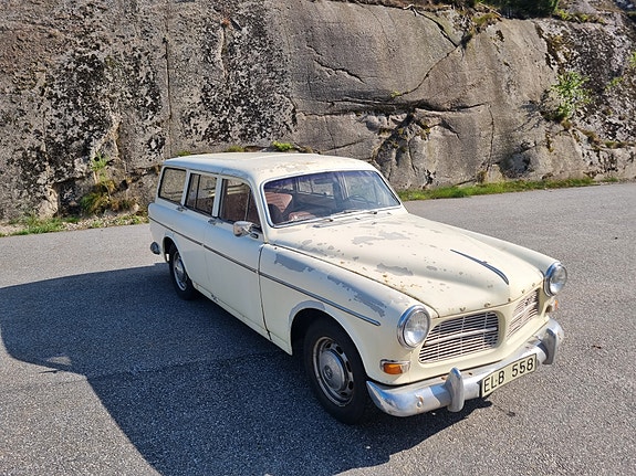 Volvo Amazon 2 of 5