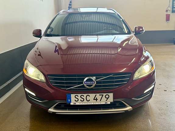 Volvo V60 4 of 5