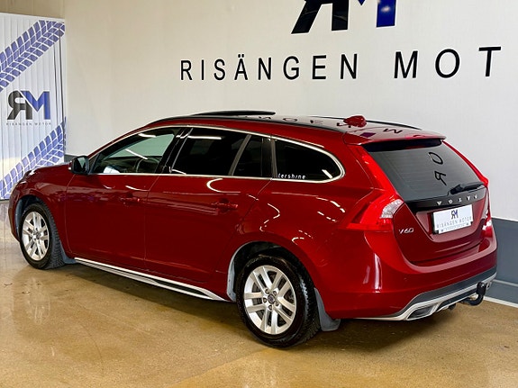 Volvo V60 3 of 5