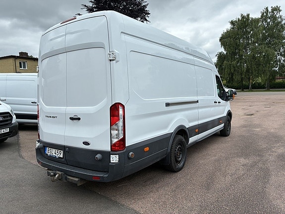 Ford Transit 4 of 5