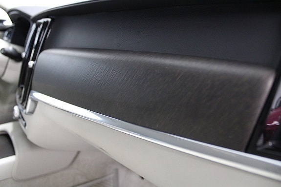 Volvo V90 Cross Country 10 of 16