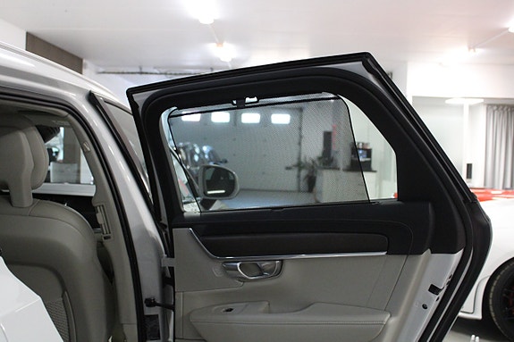 Volvo V90 Cross Country 9 of 16