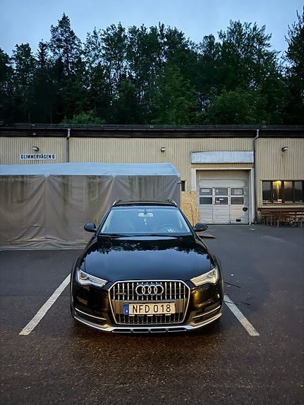 Audi A6 allroad 4 of 5