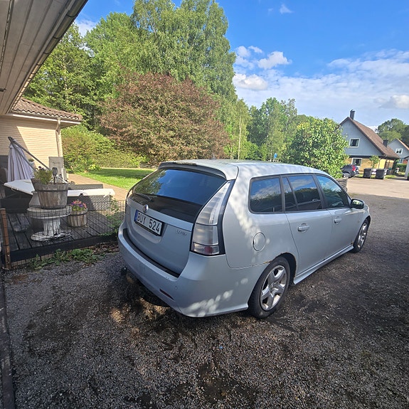 Saab 9-3 2 of 5