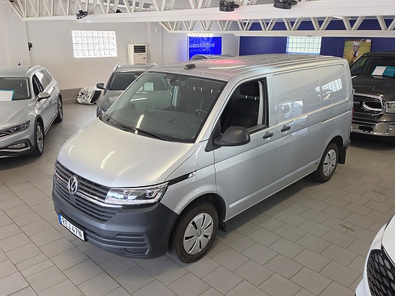 Volkswagen Transporter 3 of 5