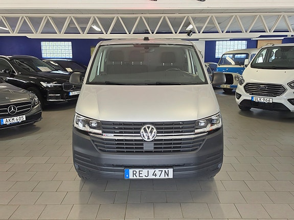 Volkswagen Transporter 2 of 5