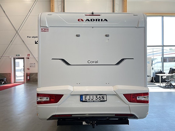 Adria Coral Axess 670 SL / B-körkort / AC-Bodel / Solcell / Dragkrok / Maxxfan / 3 of 18