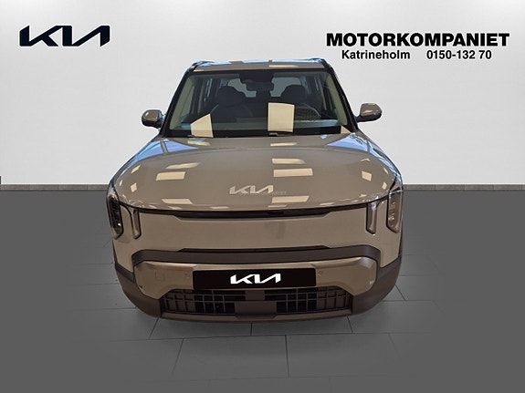 Kia EV2 3 of 13