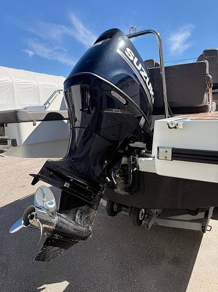 Coaster 640 SC + Suzuki 175 hk 2018 155h 9 of 12