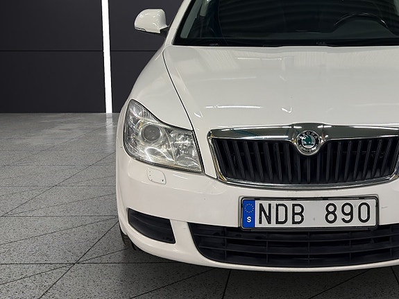 Skoda Octavia 10 of 26
