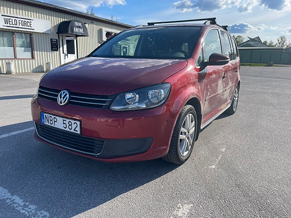 Volkswagen Touran 6 of 15