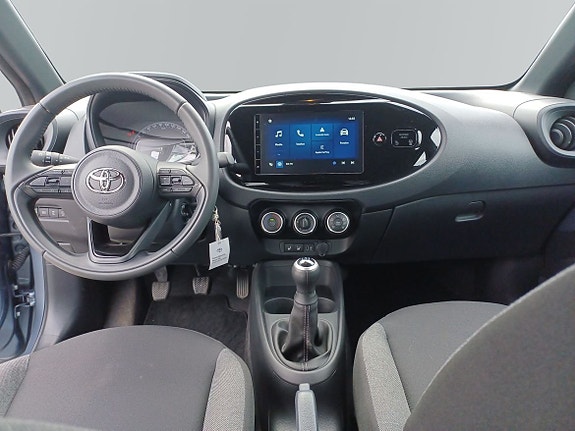 Toyota Aygo X 8 of 10