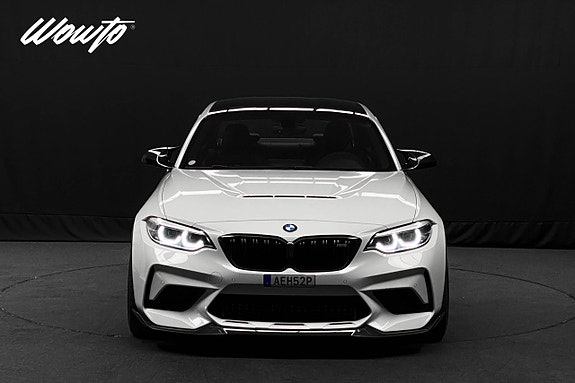 BMW M2 2 of 5