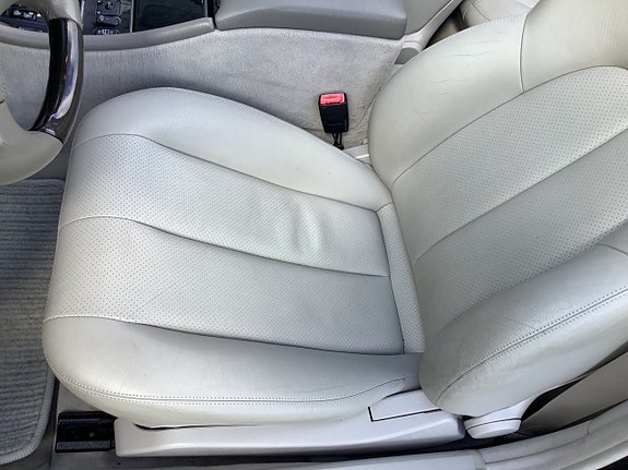 Mercedes-Benz CLK430 15 of 21