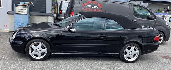 Mercedes-Benz CLK430 10 of 21
