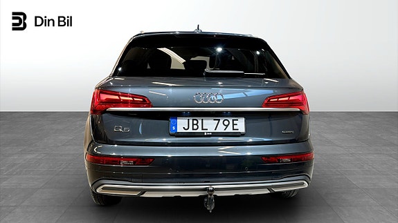 Audi Q5 5 of 5
