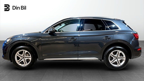 Audi Q5 2 of 5