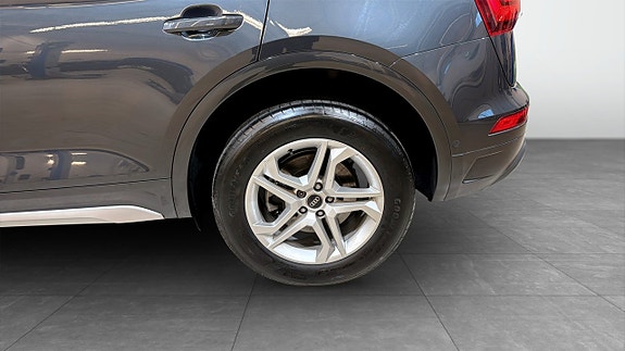 Audi Q5 6 of 22