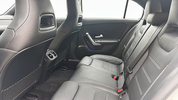 Mercedes-Benz A200 14 of 14