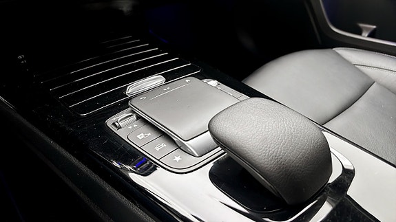 Mercedes-Benz A200 12 of 14