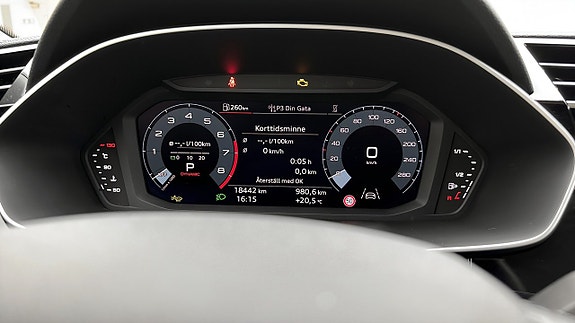 Audi Q3 8 of 15