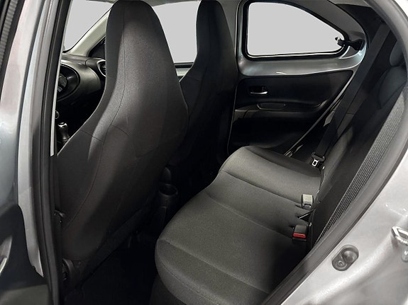 Toyota Aygo X 11 of 19