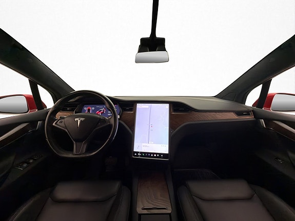 Tesla Model X 13 of 30