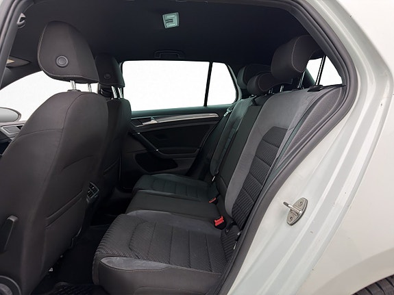 Volkswagen Golf I 27 of 30