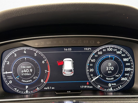 Volkswagen Golf I 16 of 30