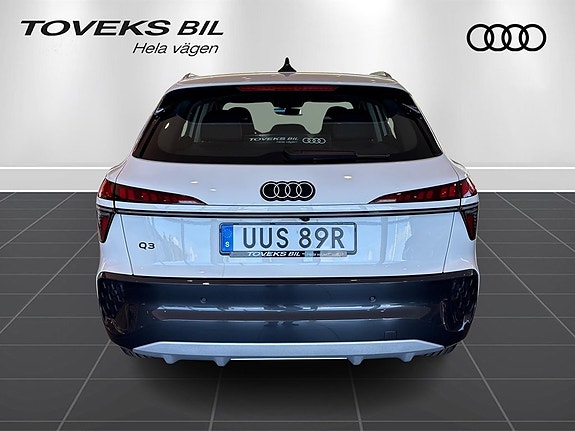 Audi Q3 4 of 5