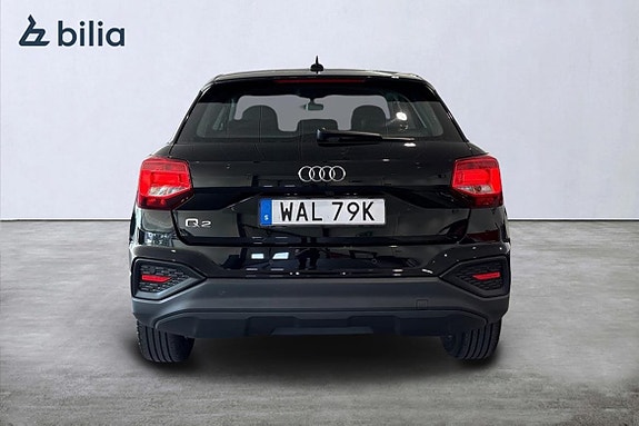 Audi Q2 4 of 5