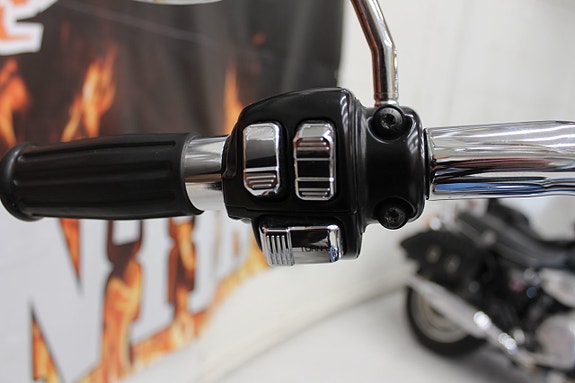 Harley-Davidson Heritage Softail Classic Cholo FLSTCI 10 of 13