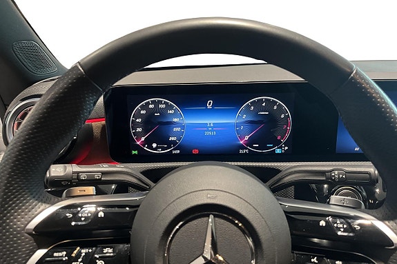 Mercedes-Benz CLA200 6 of 16