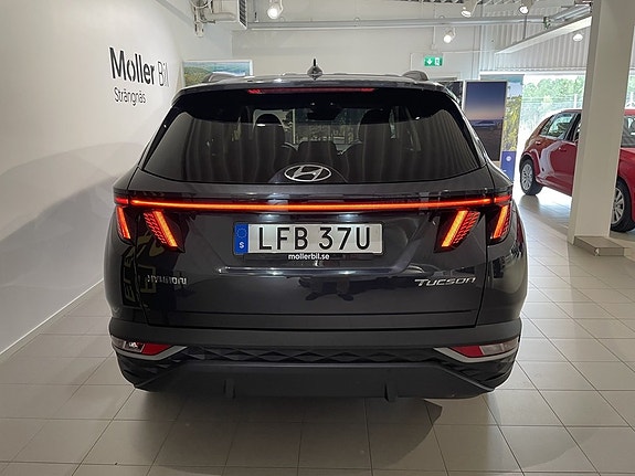Hyundai Tucson 3 of 5