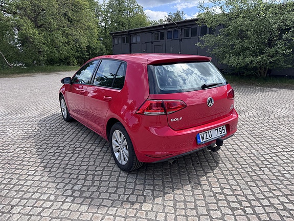Volkswagen Golf VII 4 of 5