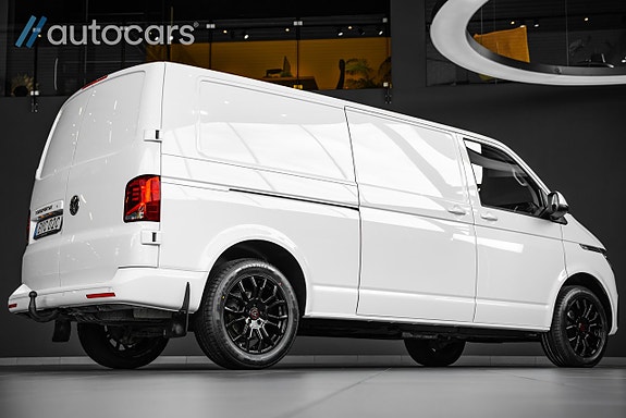 Volkswagen Transporter 3 of 5