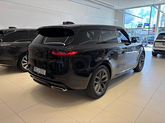 Land Rover Range Rover Sport 2 of 5